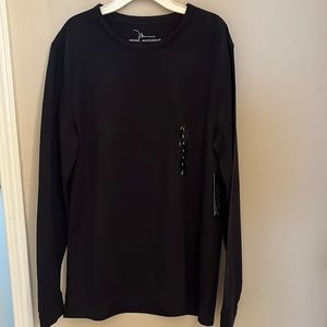 Navy blue long sleeve tee shirt by Marc Anthony. Men’s size large